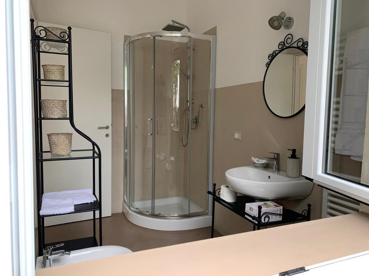 Villa Giuseppina Terracina Eksteriør billede